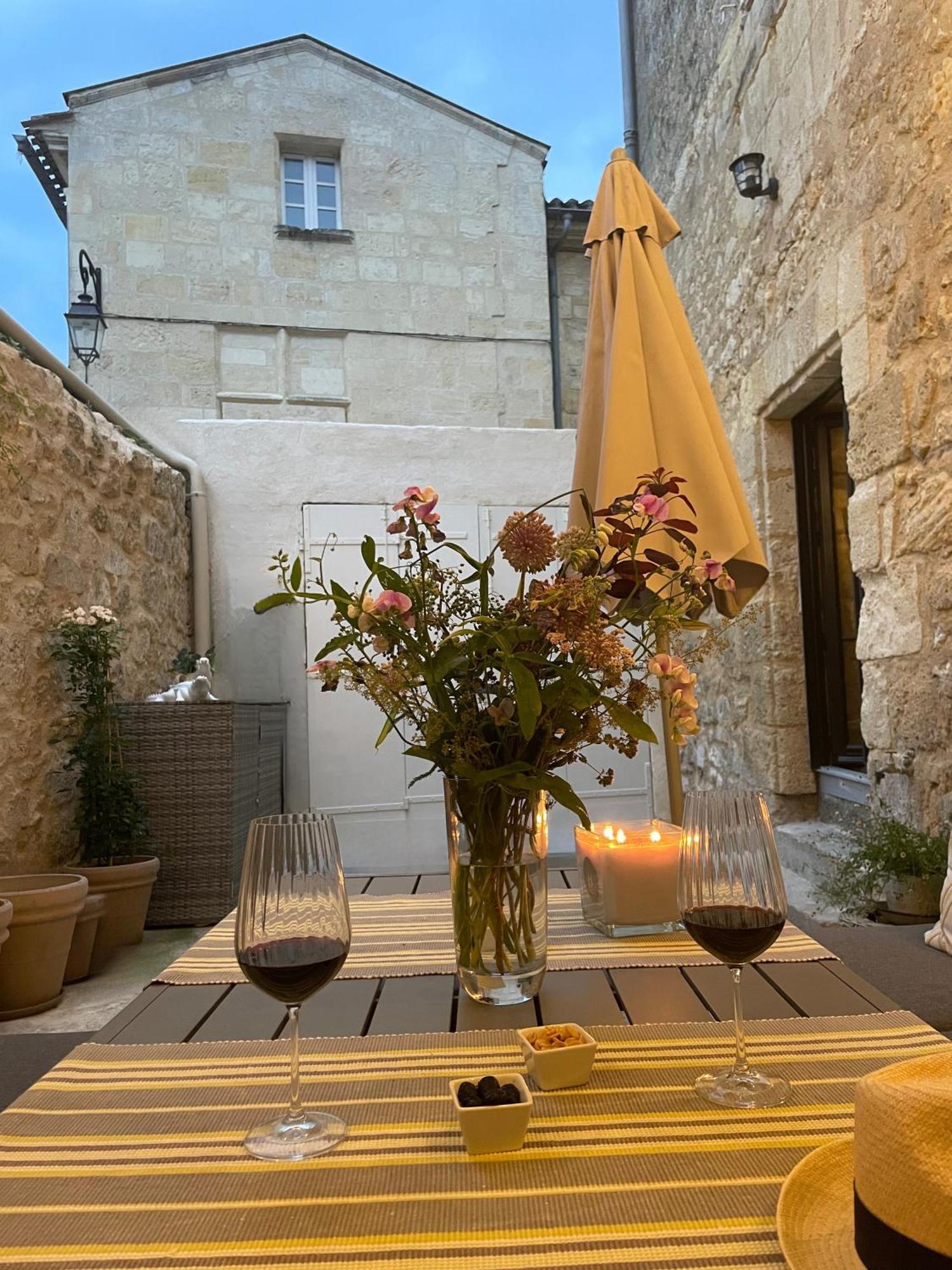 La Maison Du Clocher Saint-Émilion Exterior foto